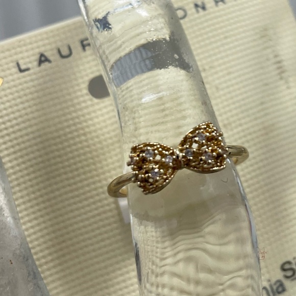 NWT Minimalist Goldtone Cubic Zirconia Lauren Conrad Bow Ring size 7 - Picture 9 of 11